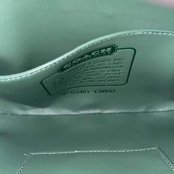 Coach Hamptons Hobo Hunter Green - Coach Originals - Picture 10 of 13